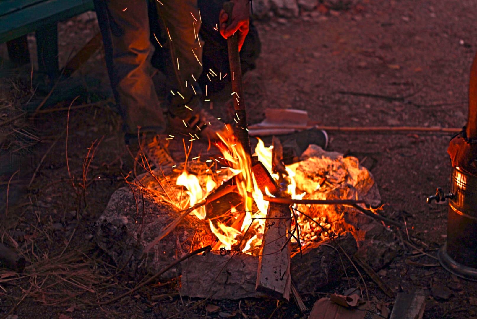 Kamp Ateşi