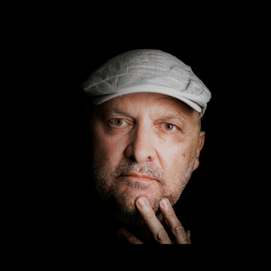 Yetka Coşan, adlı sanatçı profil fotoğrafı